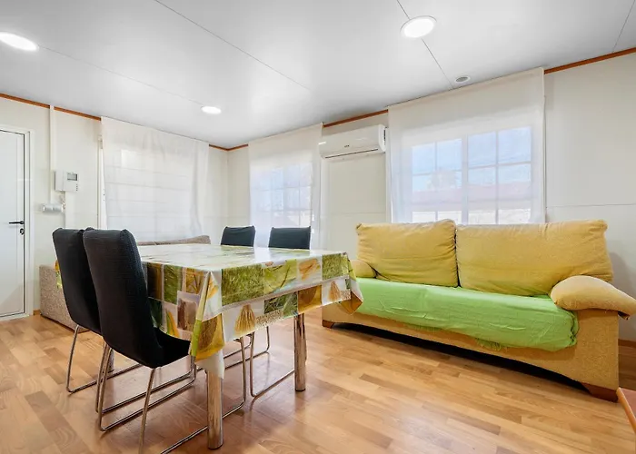 La Marquesa 卡马尔莱斯